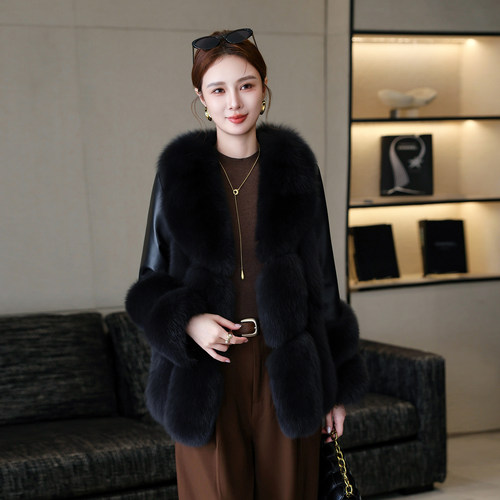 狐狸毛高端洋气绵羊皮2025新款
