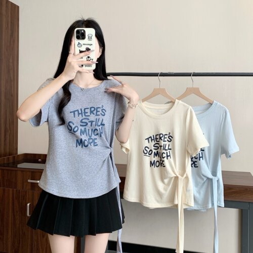 小吉家大码女装夏季胖mm字母印花圆领短袖T恤侧腰绑带正肩上衣女