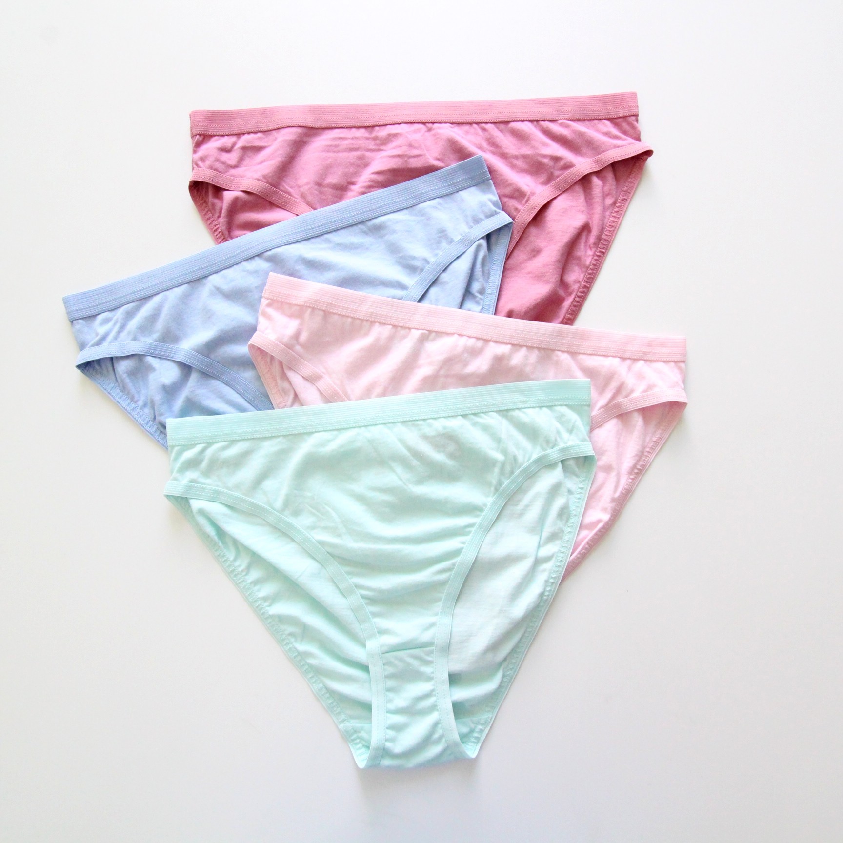 微瑕疵女士内裤胖MM大码三角裤纯棉舒适透气中高腰简约纯色短裤头,女士内衣/男士内衣/家居服,女三角裤,淘宝优惠券,粉丝福利购,淘宝优惠卷