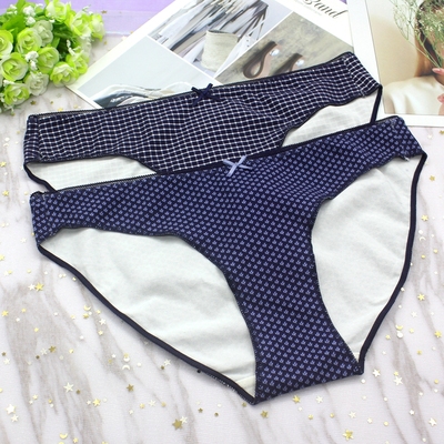 女士包臀透气亲肤棉三角裤