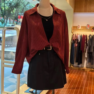 12.16IYF 翻领衬衣女春秋款设计感不规则褶皱扭结长袖衬衫