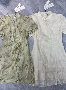 8.10三fu 夏季新款镂空水滴领褶皱泡泡袖盘扣裙子女装