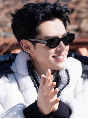 王鹤棣同款墨镜男款复古猫眼小框超轻TR90偏光防紫外线太阳镜女潮