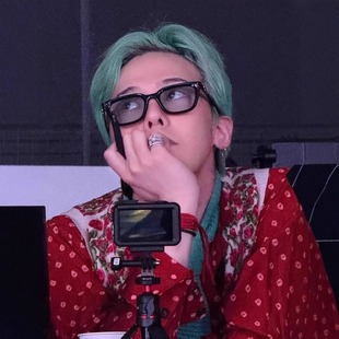 GD权志龙同款百搭浅蓝色GM小框墨镜男2025新款高级感时尚太阳眼镜