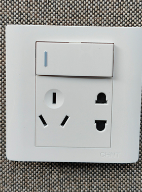 正泰86型开关面板插座 一开五孔单控 NEW7-W43900A五孔带开关插座