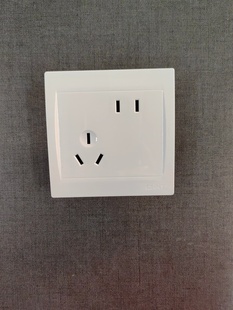 正泰斜五孔插座86型 Q11130二三插斜五孔10安新国标五孔插座 NEW7