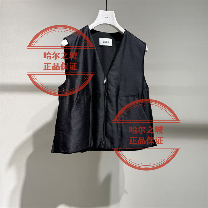 LESS棉衣马甲2Q9B14190