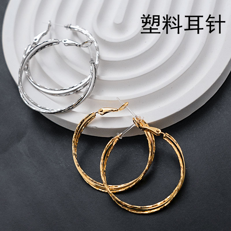 塑料树脂针复古港风金色大耳圈女气质麻花圈圈耳钉养耳洞显瘦耳饰