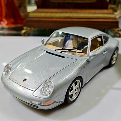 意大利产Bburago Porsche 911 Carrera保时捷仿真车模1993年1/18