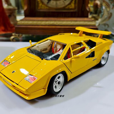 意大利Bburago Lamborghini Countach兰博基尼仿真车模1988年1/18