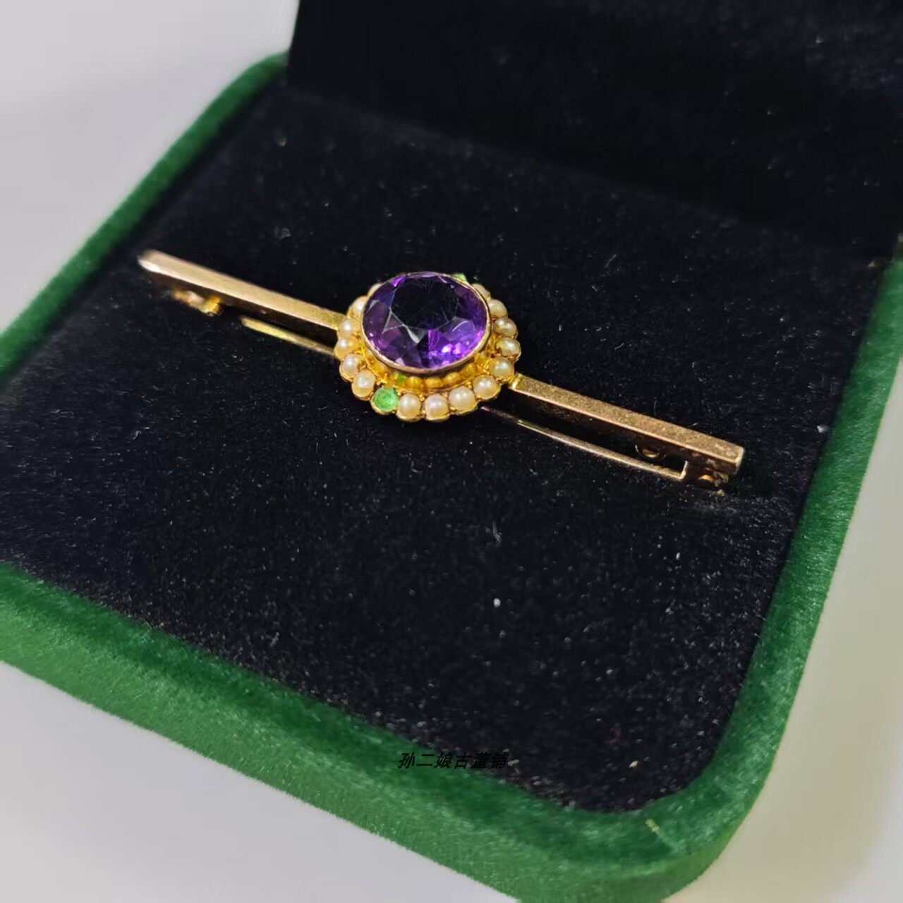 英国古董珠宝维多利亚时期14K黄金镶天然紫水晶小米珠绿玉髓胸针