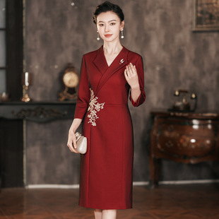 新款 年輕媽媽婚宴禮服裙女喜婆婆v領氣質顯瘦連衣裙 夏裝 6406