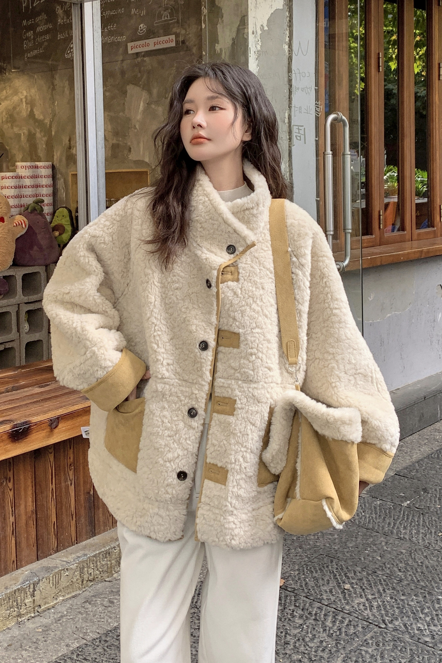 冬季新款两面穿撞色羊羔绒皮毛一体外套2C119-1096-P255-K375,女装短外套,2C119