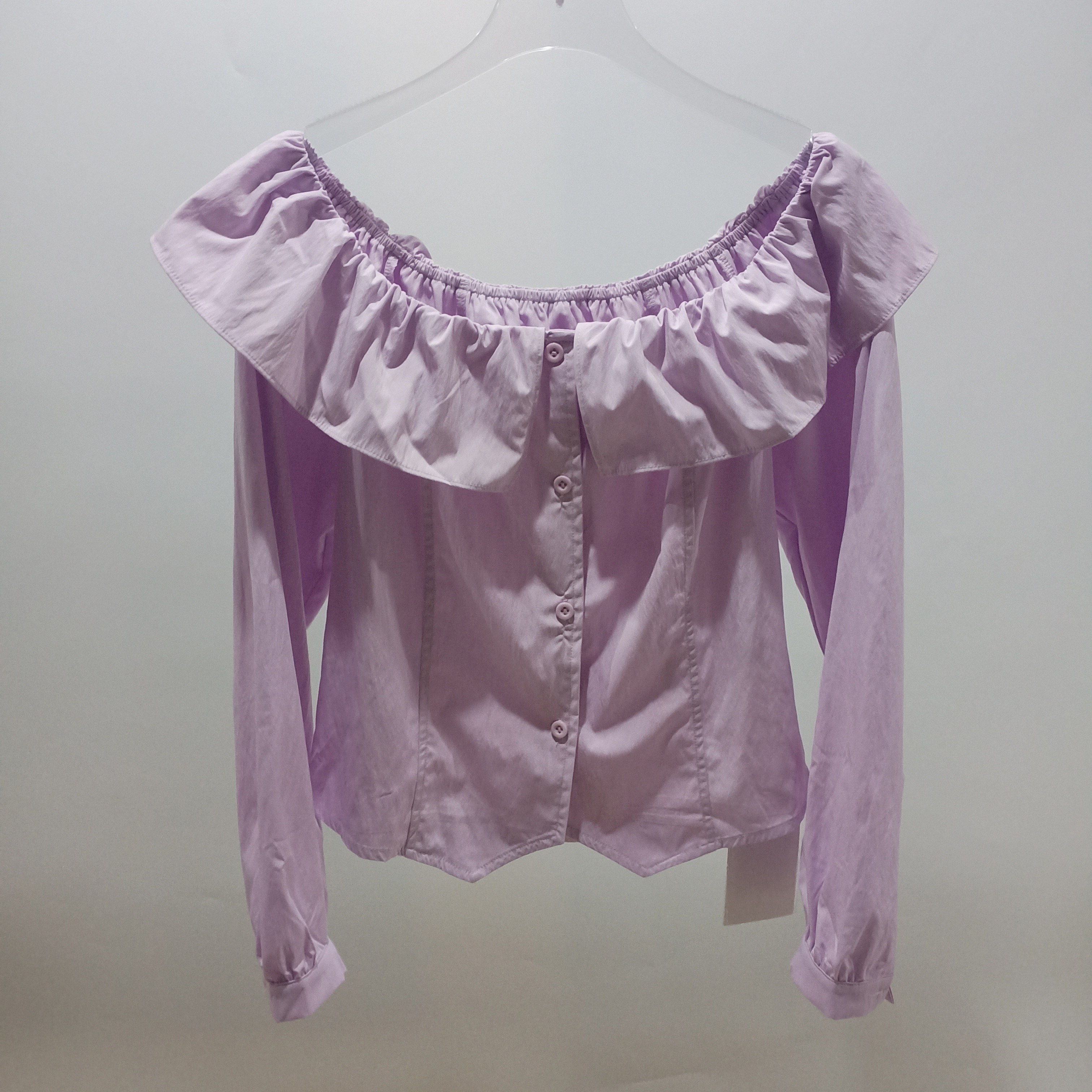 荷叶领一字肩洋气衬衫女2026春装新款修身显瘦短款长袖套头上衣潮