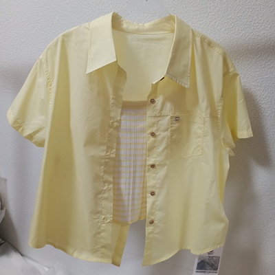 新款韩版条纹吊带+后面开叉外搭短袖衬衫女休闲百搭上衣两件套潮