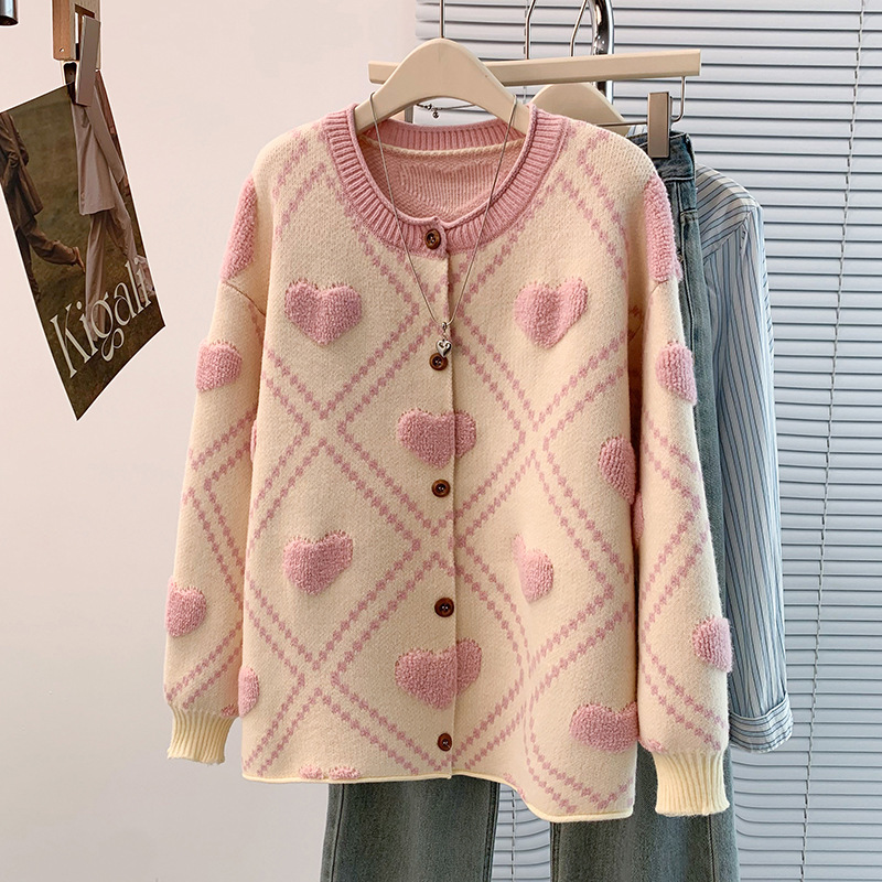 实拍秋冬新款洋气减龄爱心毛巾绣宽松休闲大码长袖提花毛衣外套