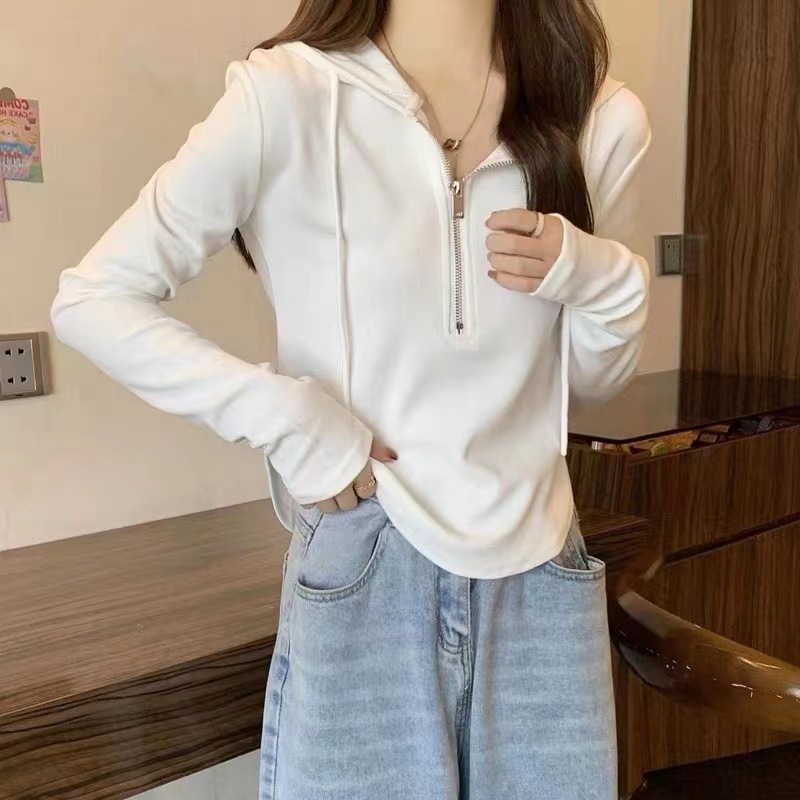春秋卫衣女2025新款连帽长袖短款气质打底上衣修身燕尾高腰上衣