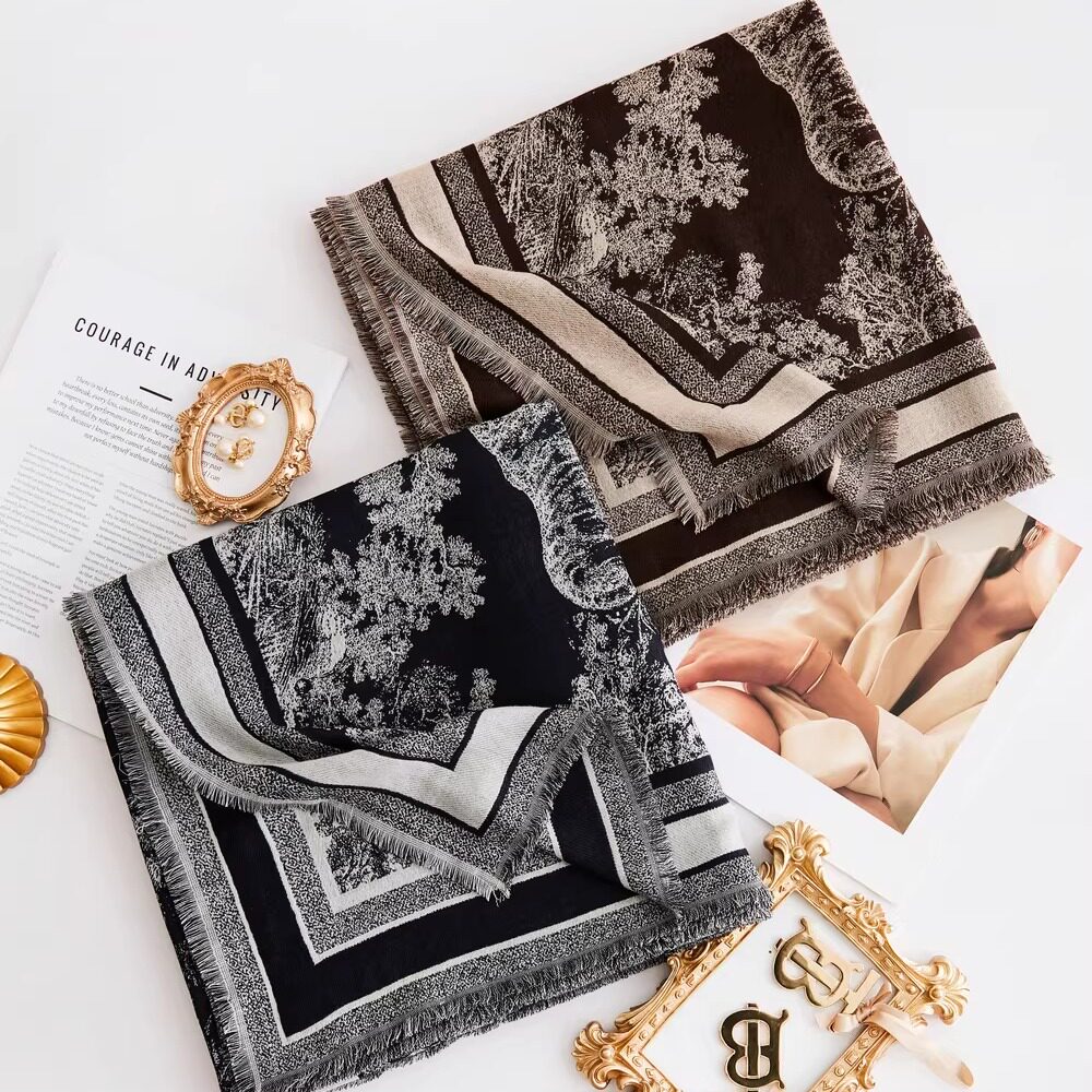 26新款高品质双面提织丝毛大方巾空调房羊毛披肩春秋季外搭斗篷