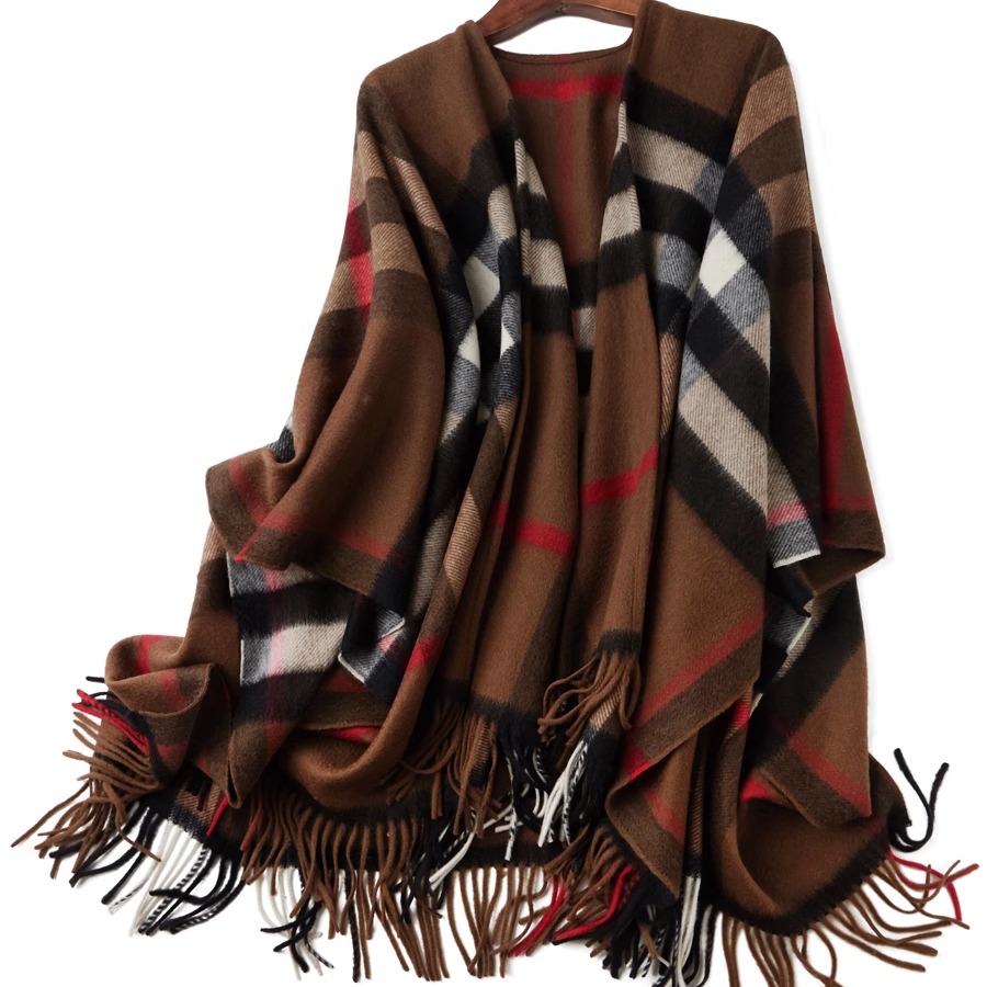 高端U型披肩纯羊毛经典格子女春秋外搭斗篷加厚办公室空调房披毯