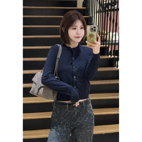 高端女装修身通勤老花针织开衫女