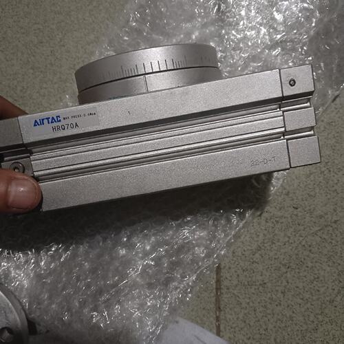 亚德客旋转气缸 HRQ70A-可换可修