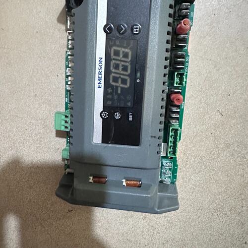 EMERSON艾默生 控制器 XCM25D-可换可修