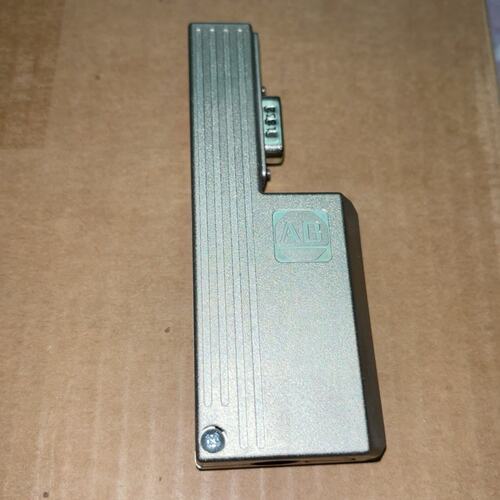 AB 2090-K6CK-D15M 驱动器接头-可换可修