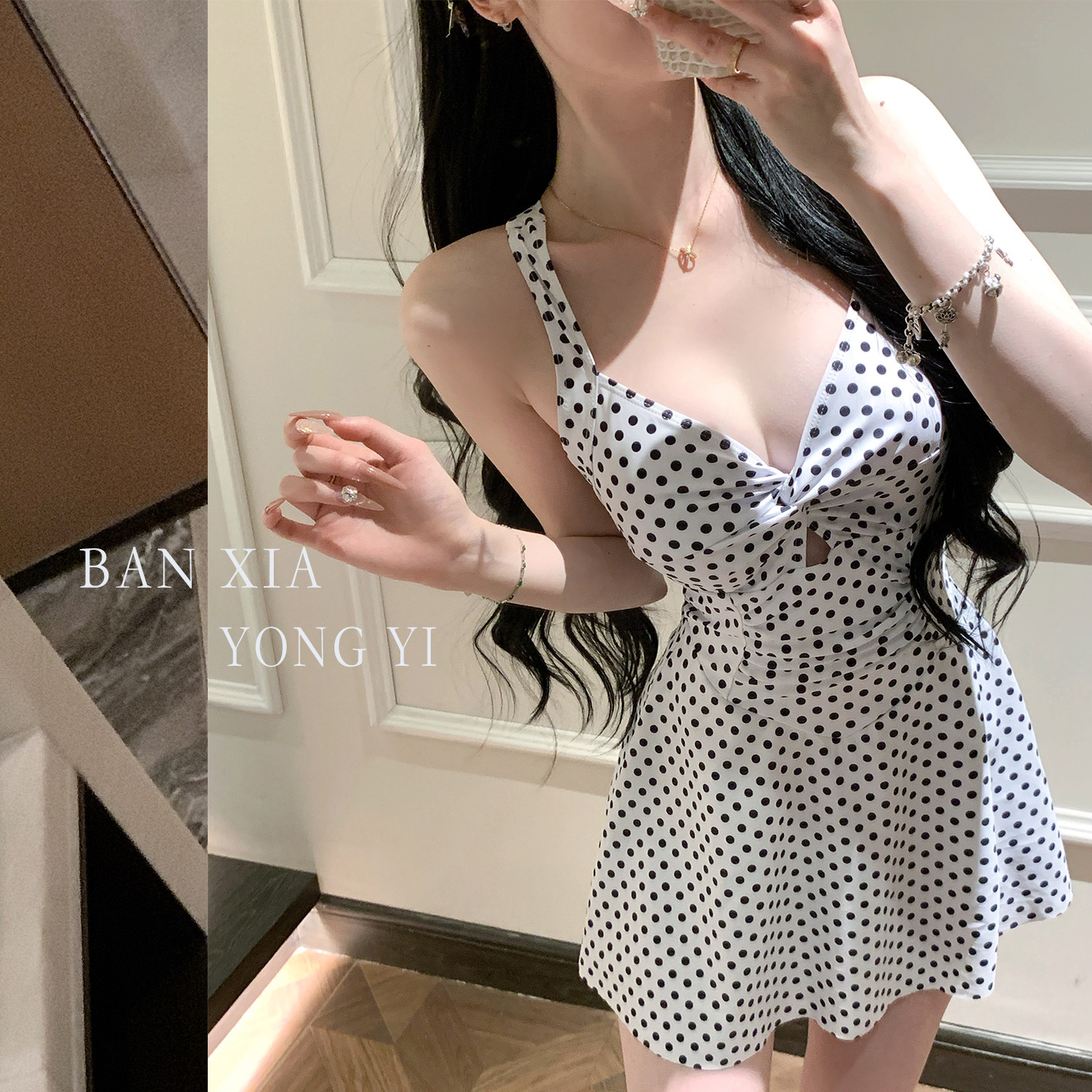 白色波点裙2026新款连体裙式泳衣女显瘦遮肉绑带收腰度假温泉泳衣