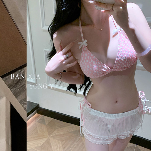 分体小胸性感三角比基尼泳衣女