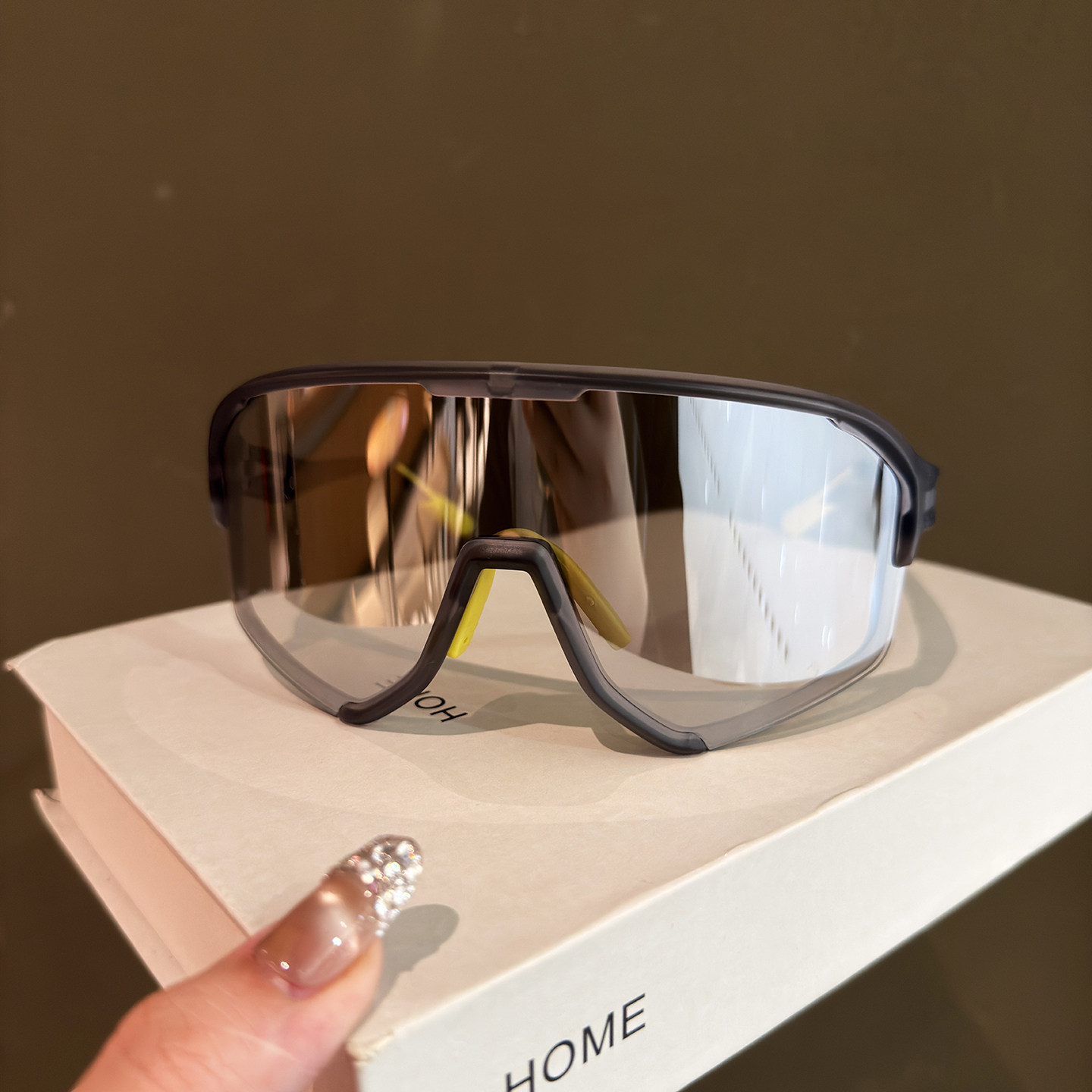 未来感大框太阳眼镜男女骑行护目镜户外运动墨镜防紫外线登山遮阳,ZIPPO/瑞士军刀/眼镜,太阳眼镜,淘宝优惠券,粉丝福利购,淘宝优惠卷