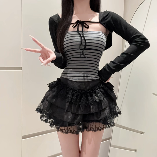 IQCQ条纹抹胸开衫三件套