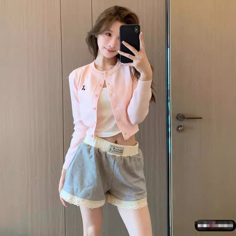 赵露思同款灰色蕾丝花边短裤女秋季新款经典百搭宽松休闲显瘦短裤