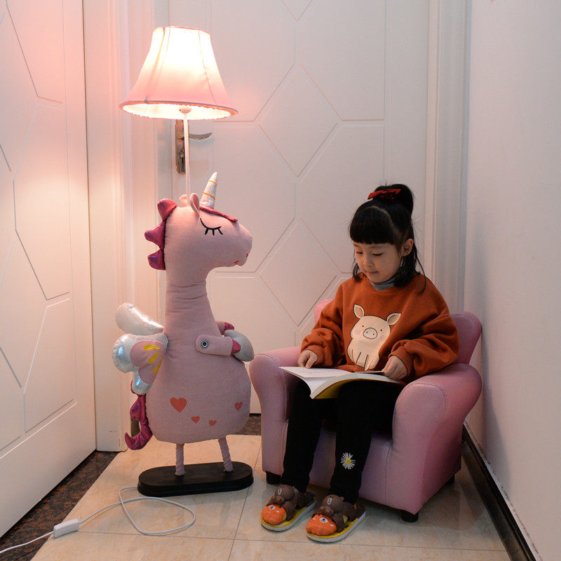 台灯卧室床头灯创意北欧男女孩可爱卡通儿童房智能led落地动物灯