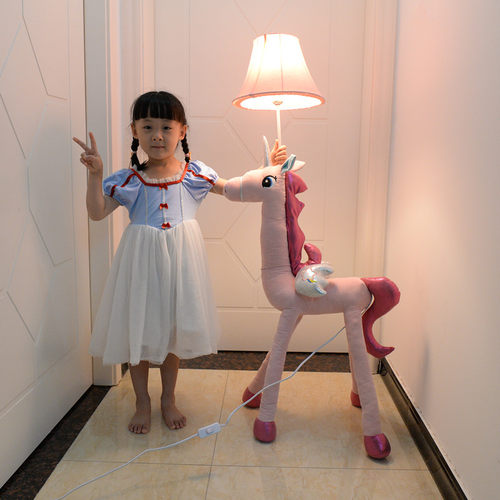 护眼婴幼儿卧室温馨立式台灯