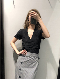 西班牙单春夏新品 显瘦蕾丝镂空V领短袖 外贸女装 修身 针织衫 打底衫
