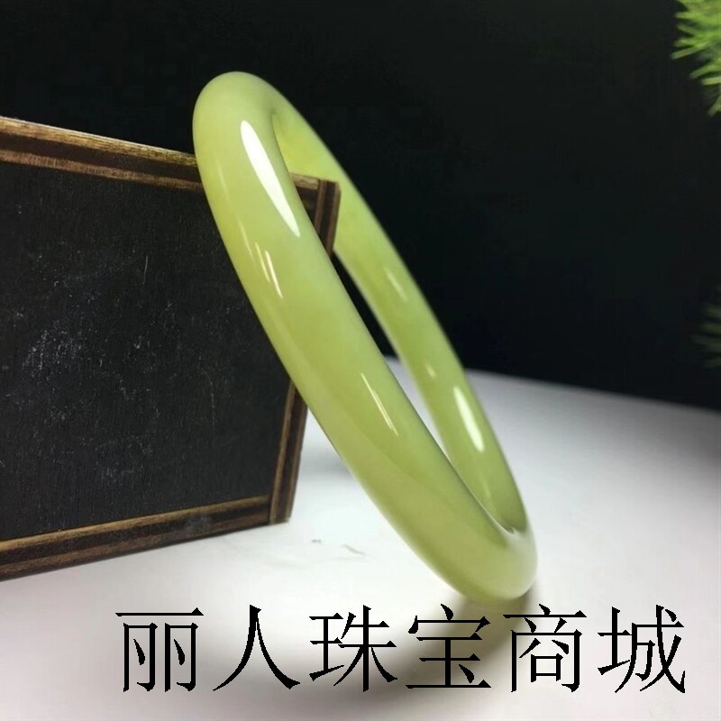 天然新疆和田黄玉手镯女款若羌黄口料圆条玉镯子正品羊脂玉器收藏