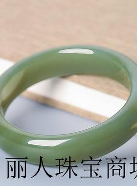 新疆和田玉色湖水绿手镯高端玉石镯子女青玉手镯青绿镯精品百搭
