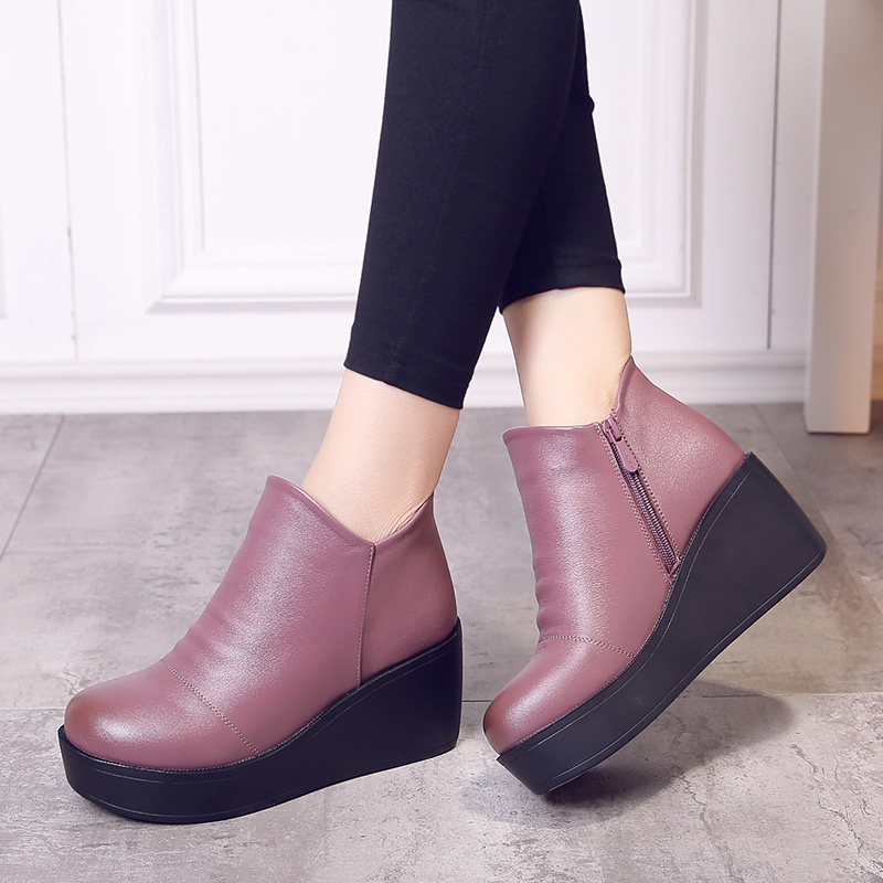 典缀2026春季新款女鞋厚底短靴高跟坡跟舒适圆头单靴女式松糕靴子