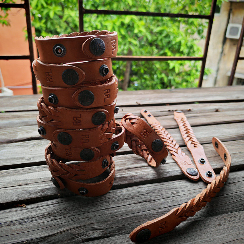 真牛皮手工编织手带男女同款可调节棕色个性复古植鞣革手环手绳