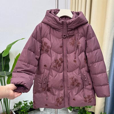 妈妈冬装绣花羽绒服中长款外套厚