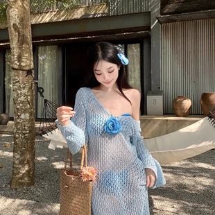 2025马尔代夫 孔雀蓝绝美手工花三点式性感抹胸比基尼针织衫泳衣