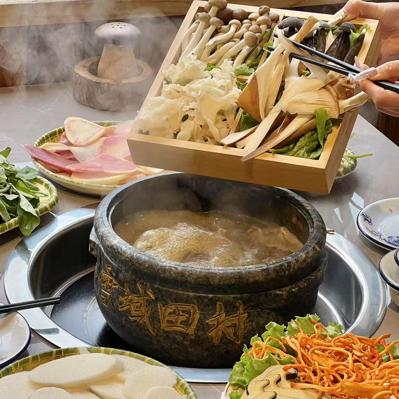正宗墨脱石锅餐饮专用石锅火锅店饭店野生菌火锅店用锅可定制LOGO