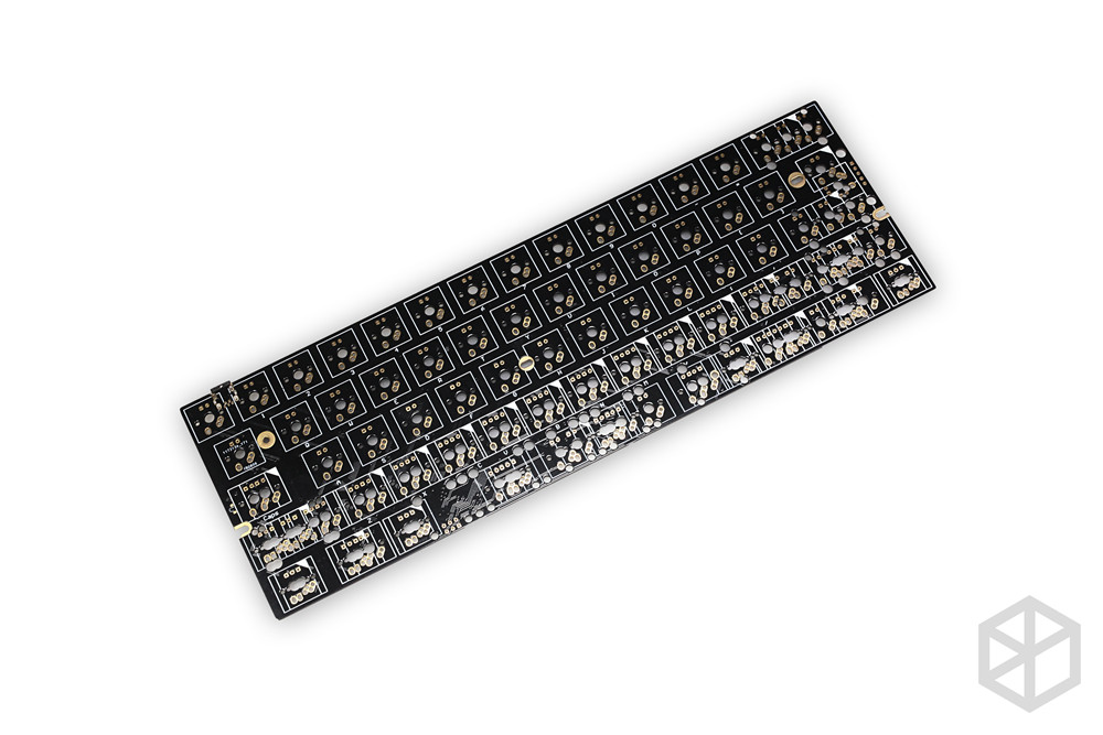 XD64 XD60 3.0 기계식 60% 키보드 맞춤형 PCB는 RGB 하단 조명 ALPS MX 축 유형 C를 지원합니다