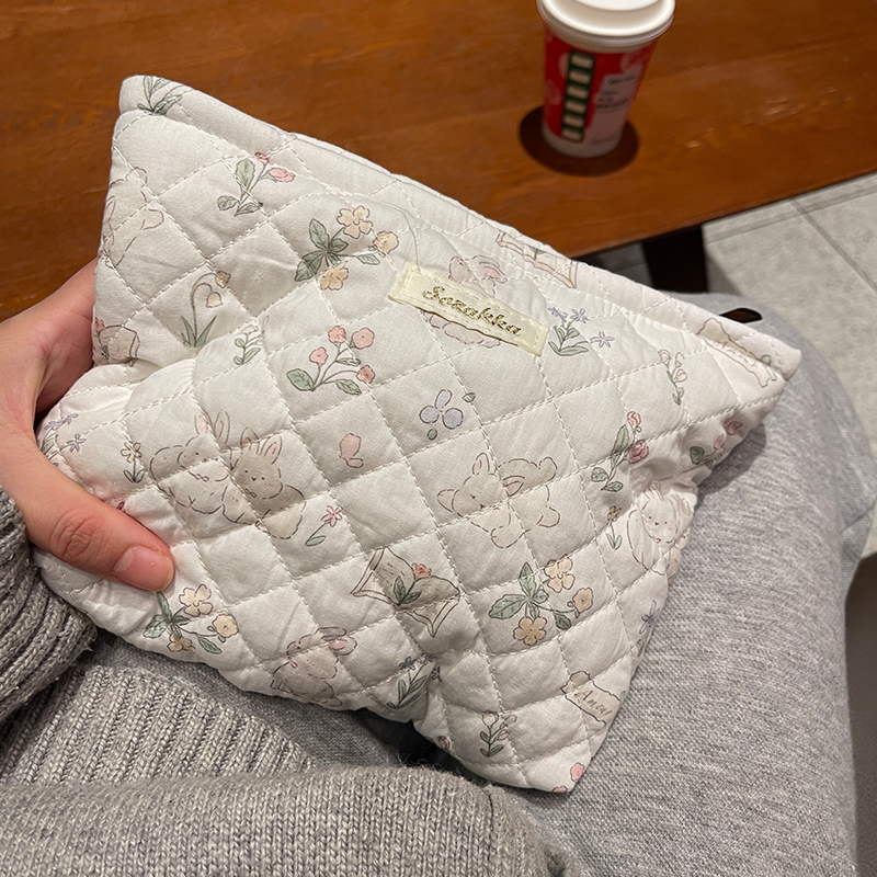 化妆包可爱日系ins风韩国小收纳袋便携大容量网红化妆品袋女手拎