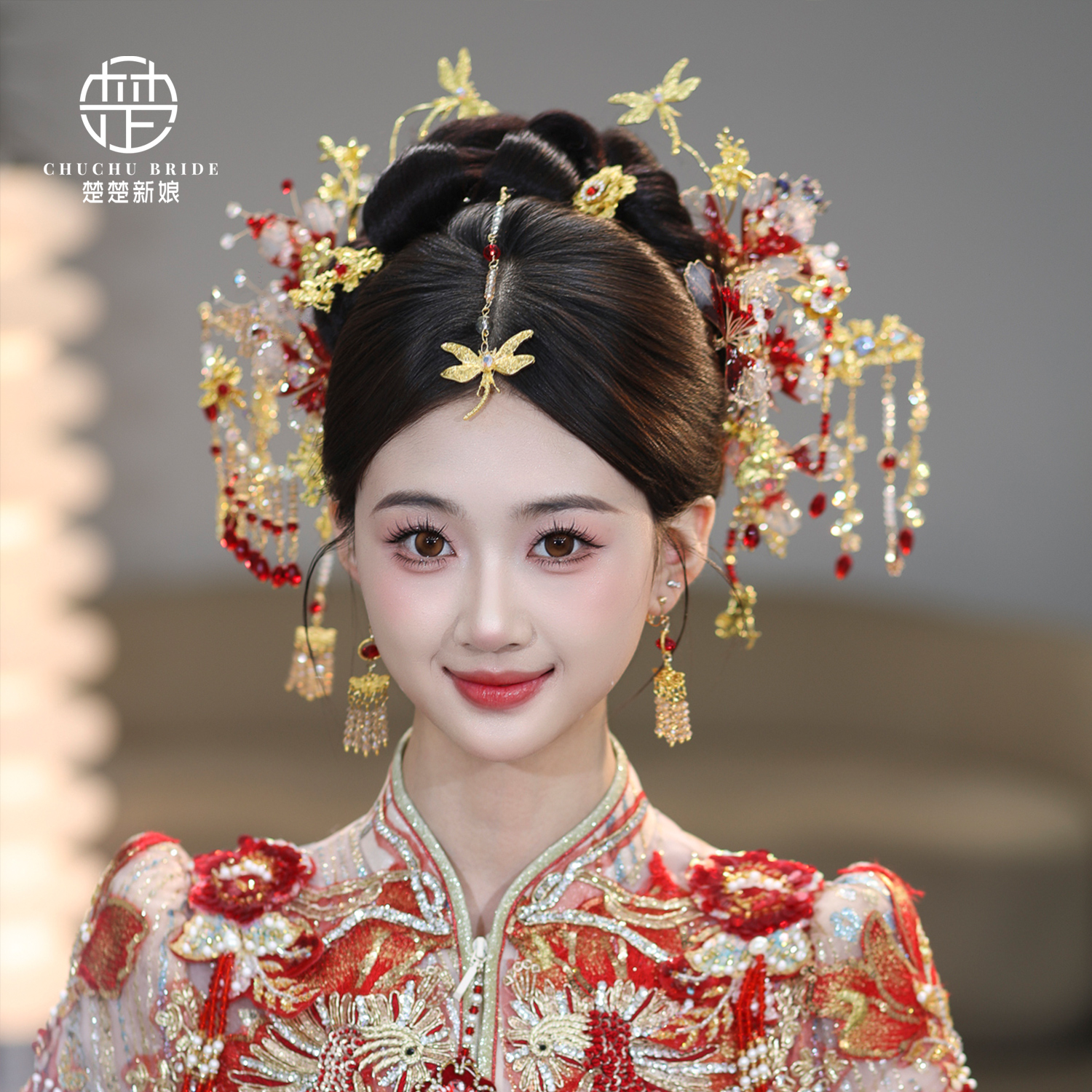 新款秀禾服龙凤褂发饰婚嫁流苏步摇秀禾头饰高端中式新娘头饰配饰