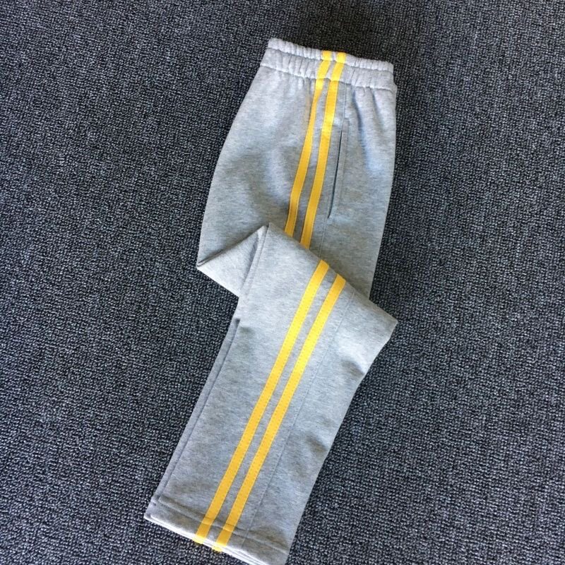 冬季加绒高中小学生浅灰色校服裤子两道黄杠初中生校裤校服运动裤图片