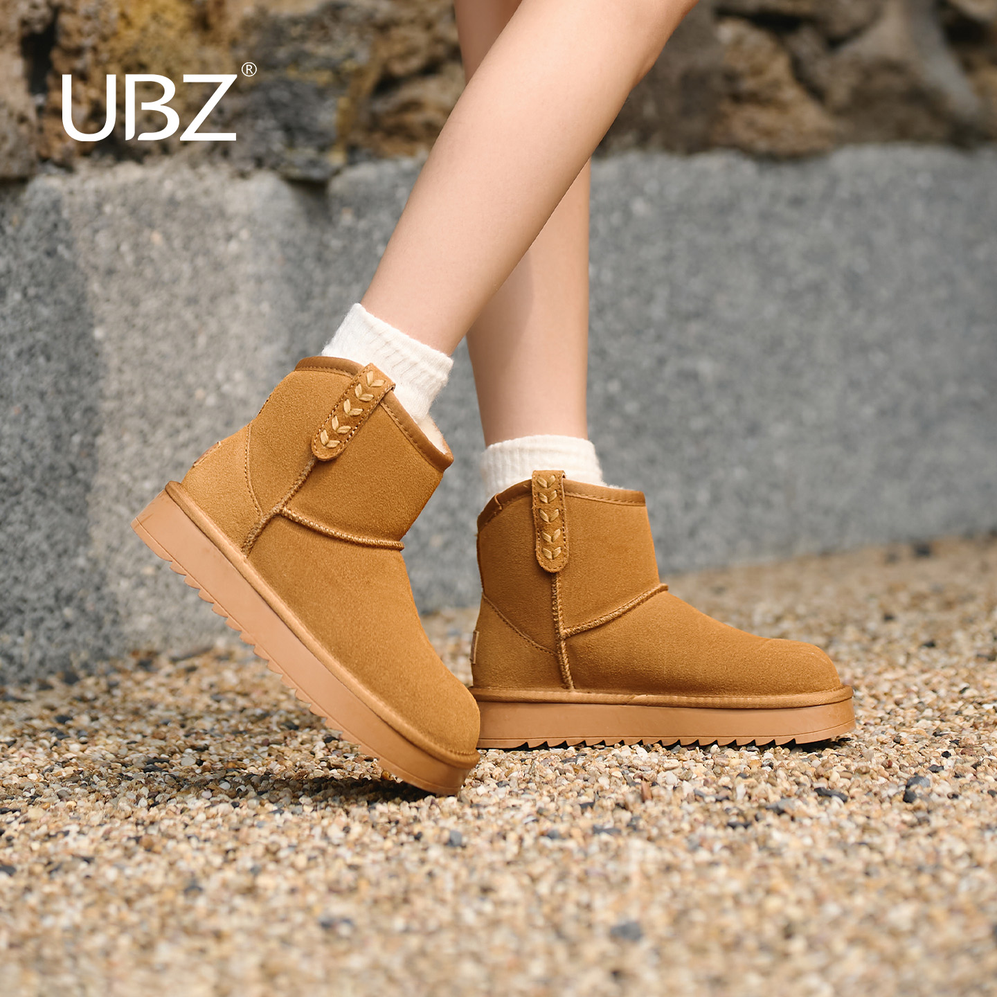 UBZ 防水厚底雪地靴女2025年冬新款加绒加厚真皮百搭保暖东北棉鞋