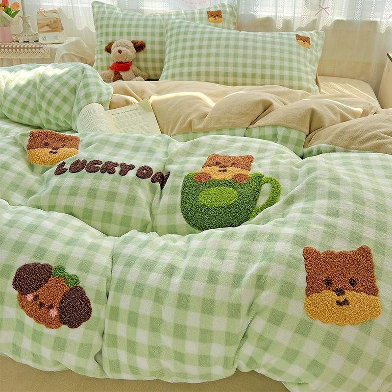 毛巾绣冬天季牛奶绒床上四件套2025新款加厚珊瑚绒婴儿绒床单被套