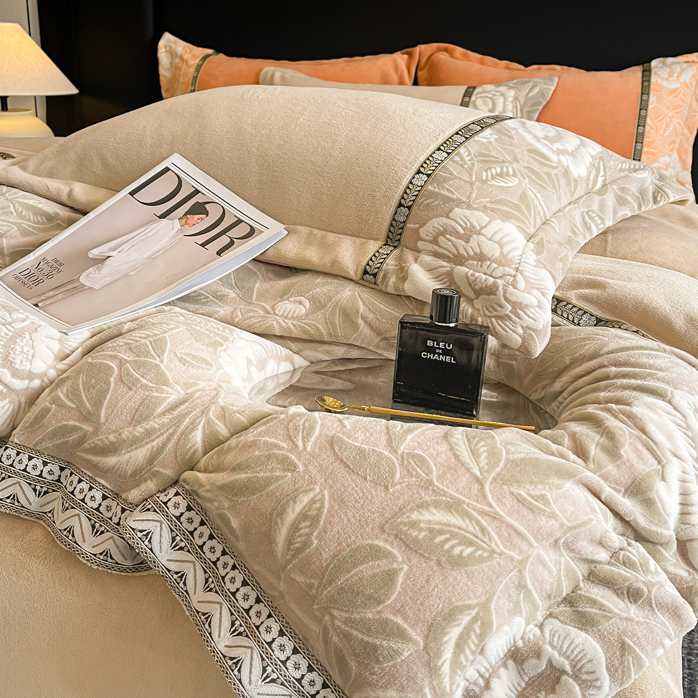 轻奢风牛奶绒床上四件套加厚保暖珊瑚绒法兰绒高级感床单被套床品