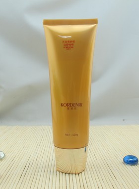 蔻妮儿洋甘菊舒缓洁面啫喱120g 清洁/舒缓肌肤